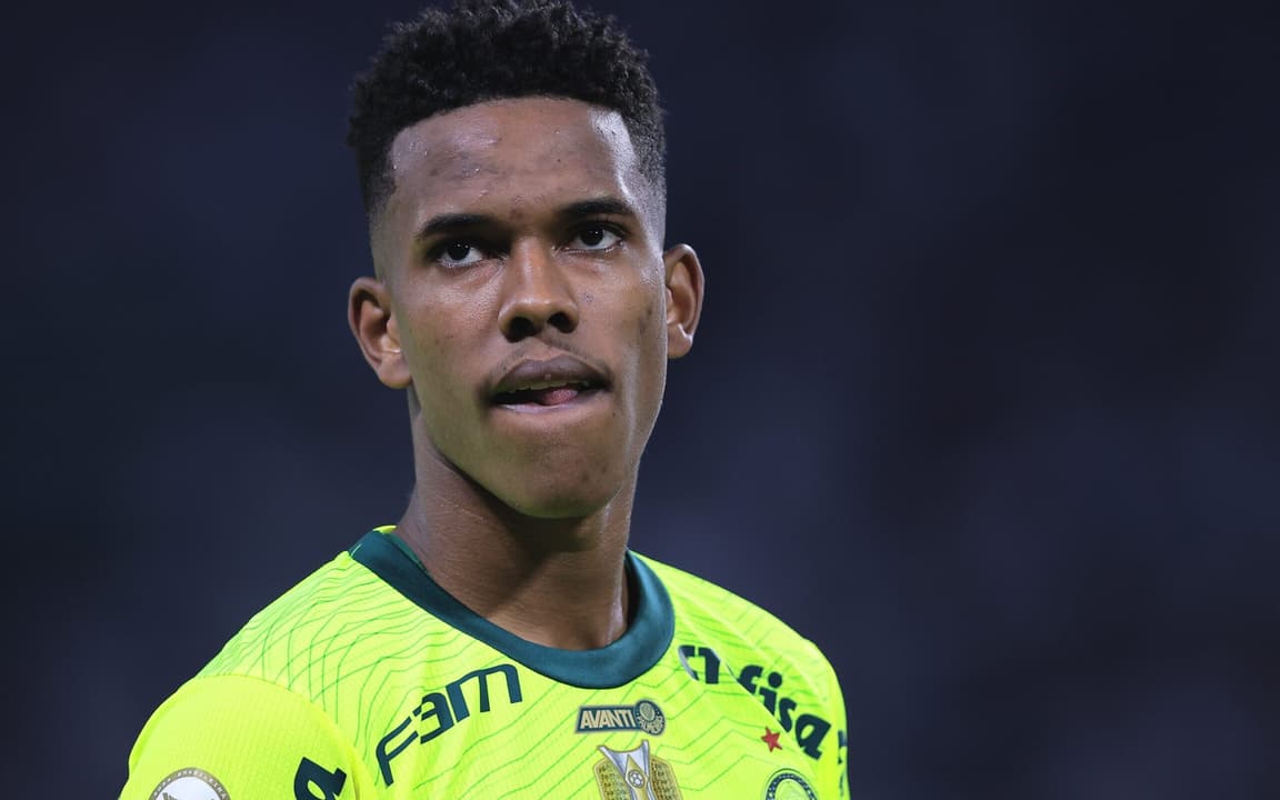 Golaço de Estêvão pelo Palmeiras repercute nas redes sociais: jovem destaque da Seleção.