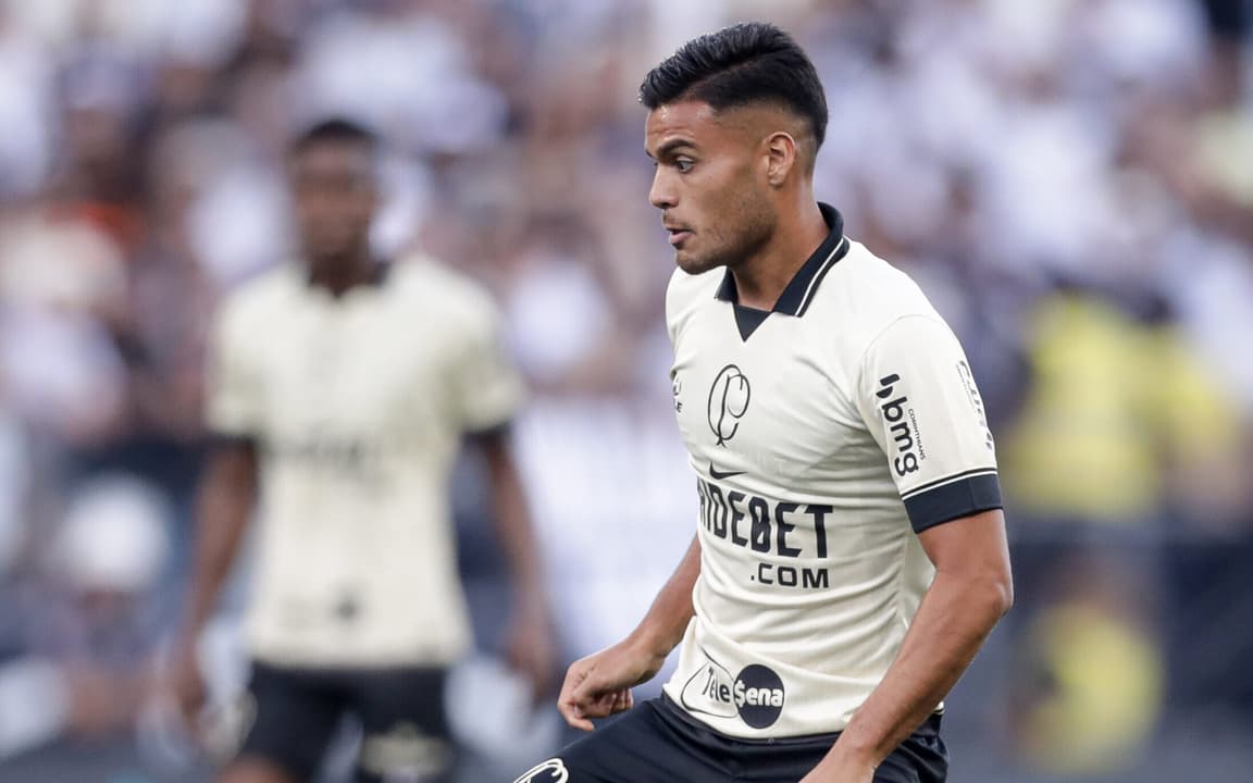 Chegada de Ramón Díaz impacta planejamento do Corinthians no mercado de transferências