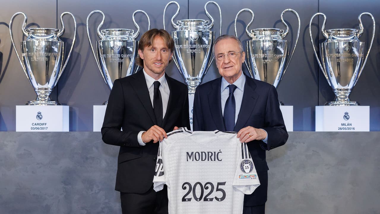 O atual vínculo de Modric com o Real Madrid vai até o final da temporada 2024-25 (Foto: Divulgação/Real Madrid)