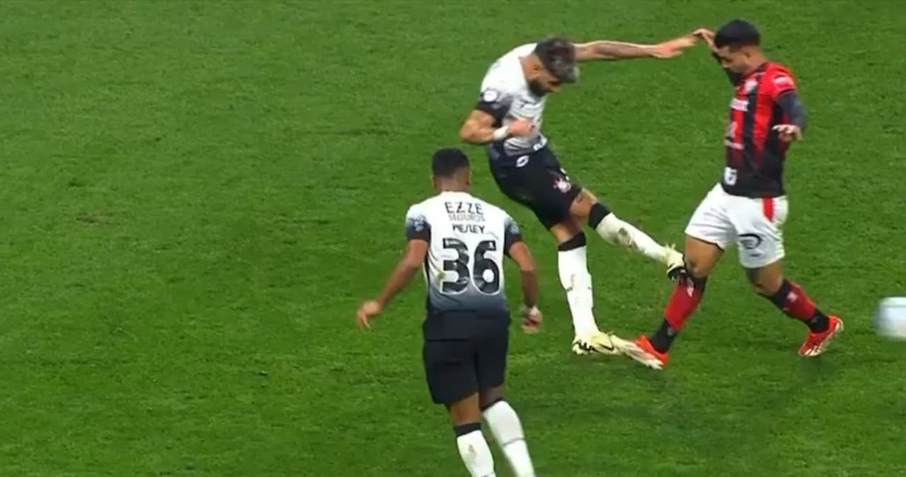 Áudio do VAR analisando possível expulsão de Yuri Alberto em Corinthians x Vitória.