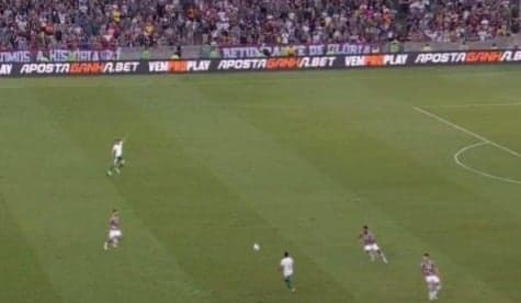 Rony surpreende com escolha em decisão entre Palmeiras e Fluminense.