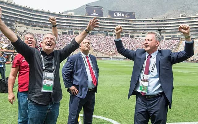Bap Descarta SAF e Compara Processos da Diretoria ao Futebol Europeu no Flamengo.