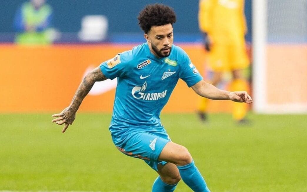 Reação irritada de Claudinho agita torcedores do Flamengo em jogo do Zenit