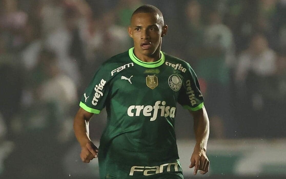 Torcedores criticam desempenho de Jhon Jhon em jogo contra o Grêmio: 