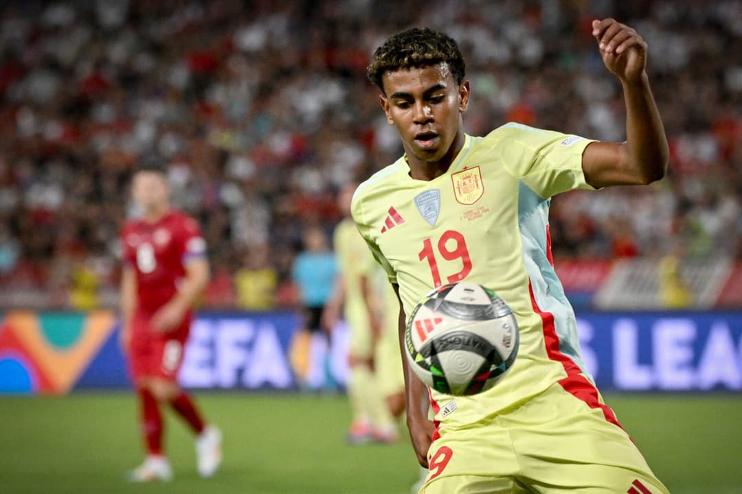 Espanha enfrenta a Escócia pela Liga das Nações da UEFA (Foto: Andrej ISAKOVIC / AFP)