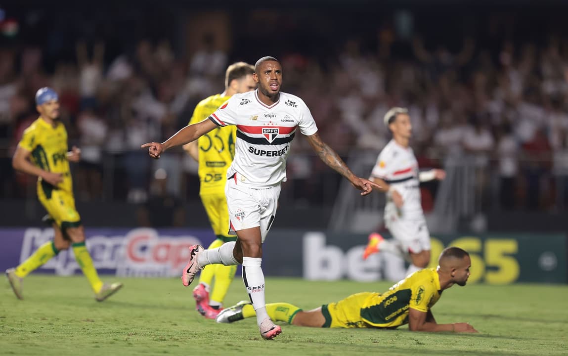 São Paulo confirma lesão grave e Calleri passará por cirurgia; veja detalhes