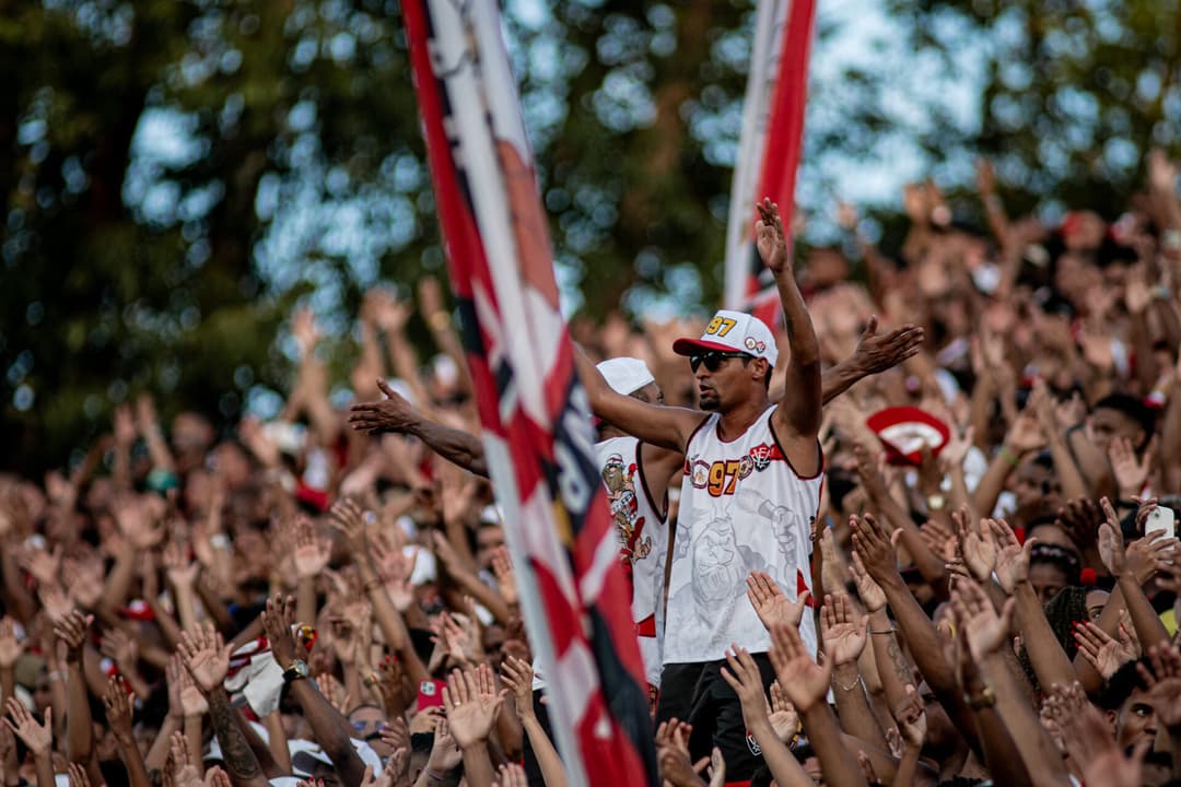 Torcida do Vitória apoia o time durante o Ba-Vi da final do Campeonato Baiano Foto: Victor Ferreira / EC Vitória