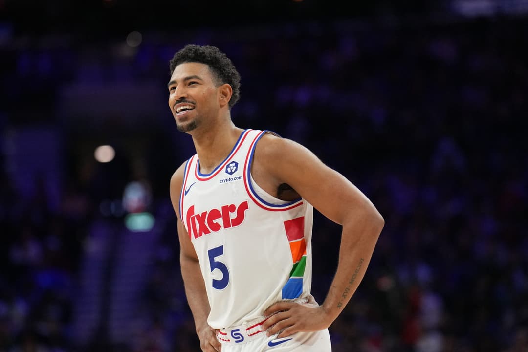 Quentin Grimes foi destaque no jogo contra o Golden State Warriors; ala-marcador marcou recorde pessoal de pontos em partida (Foto: Jesse D. Garrabrant/NBAE/via AFP)