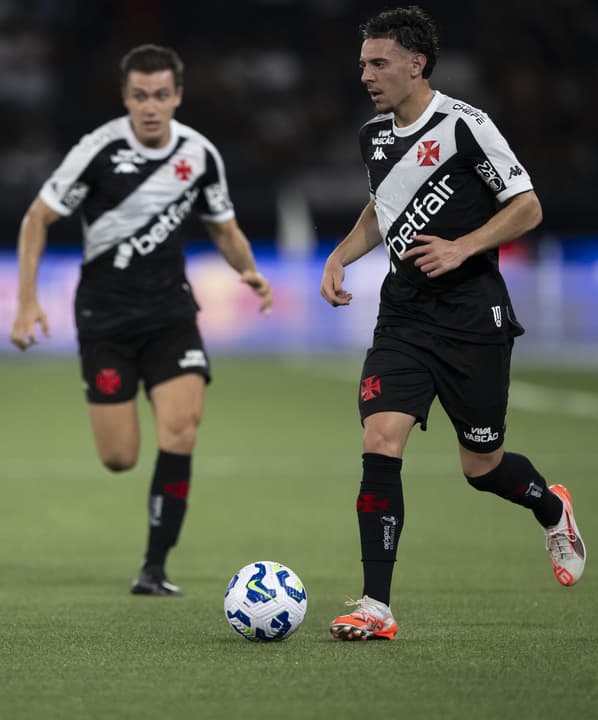Escalações de Vasco e Santos definidas para o jogo deste domingo