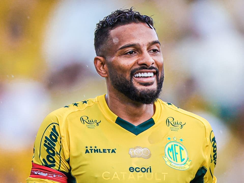 Reinaldo, lateral do Mirassol