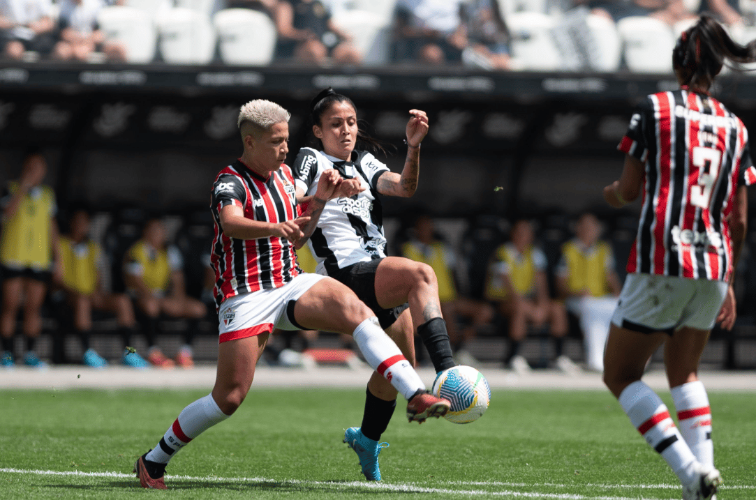 São Paulo e Corinthians reeditam a final do Brasileirão Feminino 2024 na decisão da Supercopa
(Foto: Staff Images/CBF)