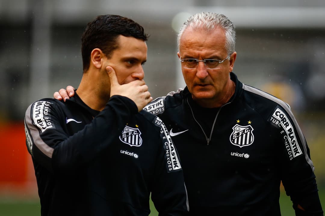 Lucas Silvestre e Dorival Júnior (Foto: Ricardo Saibun/ Santos FC)