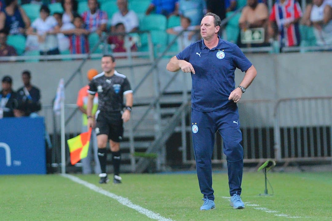 Rogério Ceni comanda o Bahia na Arena Fonte Nova