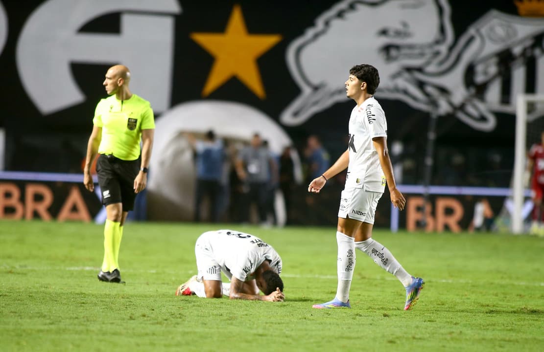 Jogadores do Santos na Vila Belmiro