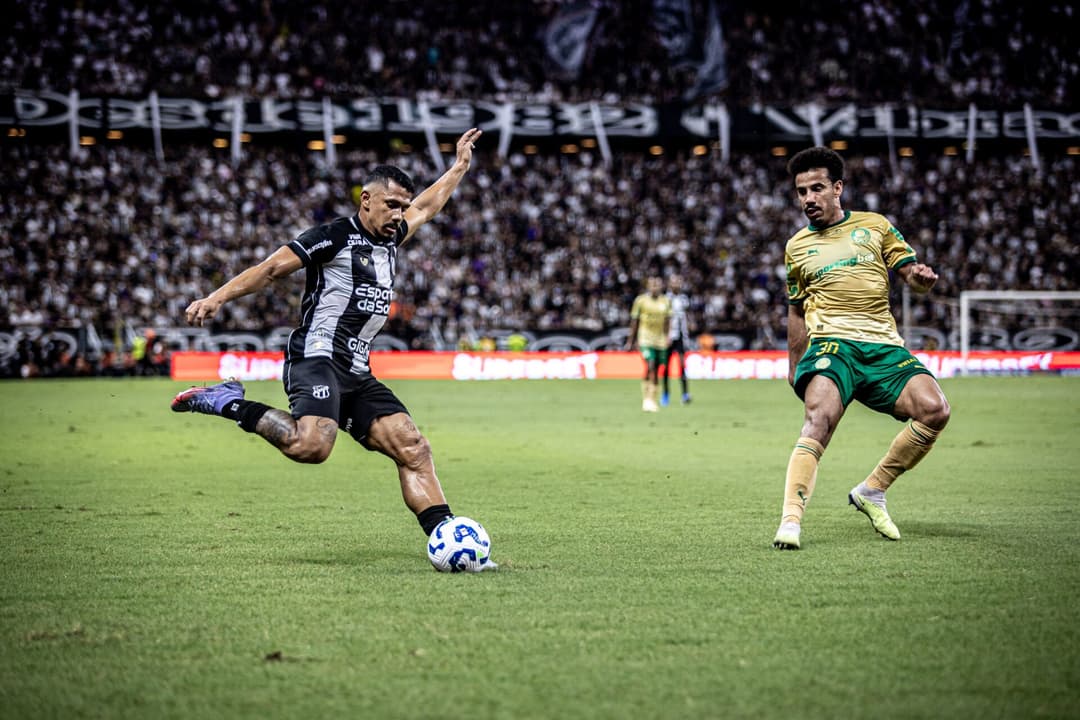 Ceará em partida contra o Palmeiras, pela Copa do Brasil de 2025 (Foto: Felipe Santos/Ceará SC)