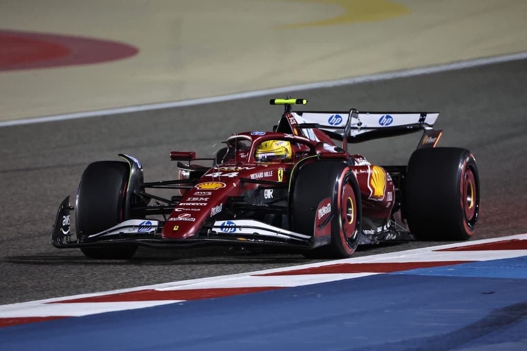 Lewis Hamilton-Ferrari-GP do Bahrein