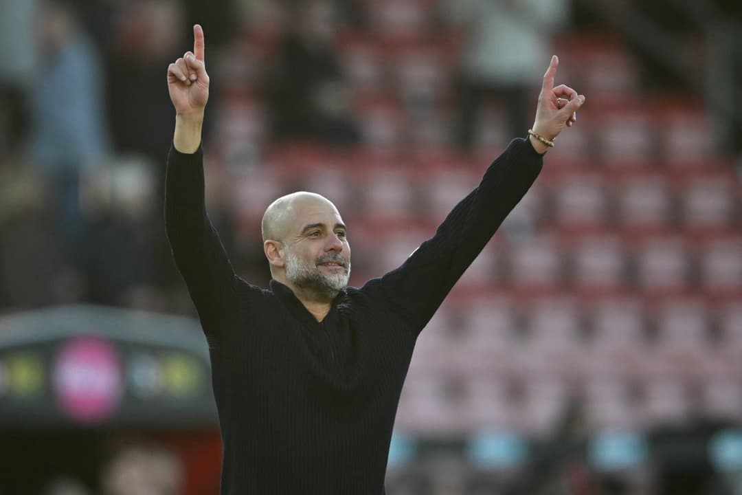 Pep Guardiola comemora classificação do Manchester City às semifinais da Copa da Inglaterra