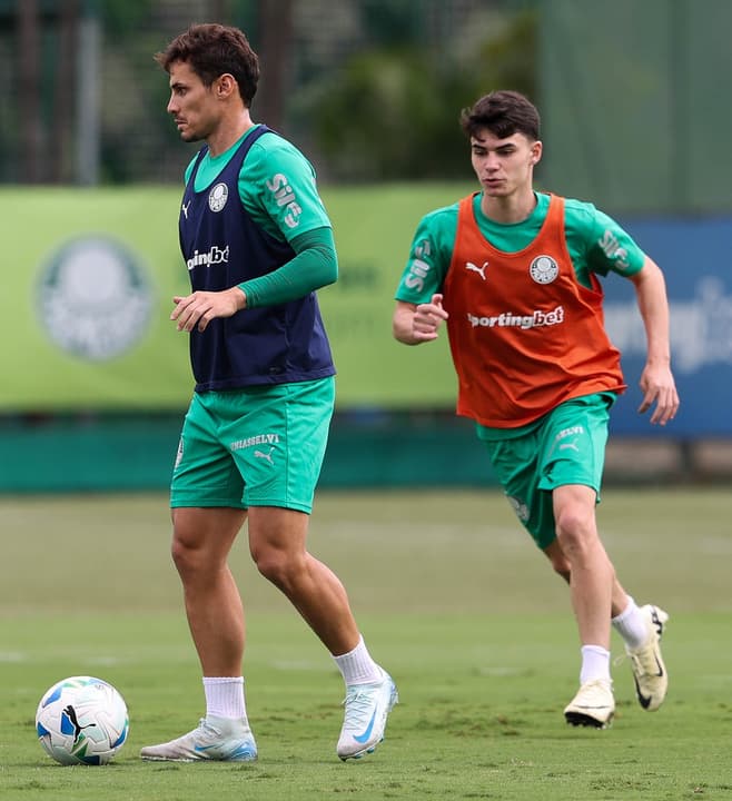 Veiga durante treino do Palmeiras