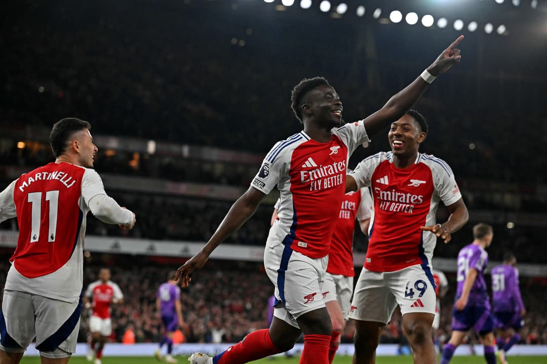 O Arsenal recebe o Brentford pela 32ª rodada da Premier League, veja onde assistir (Foto: Glyn KIRK / AFP)