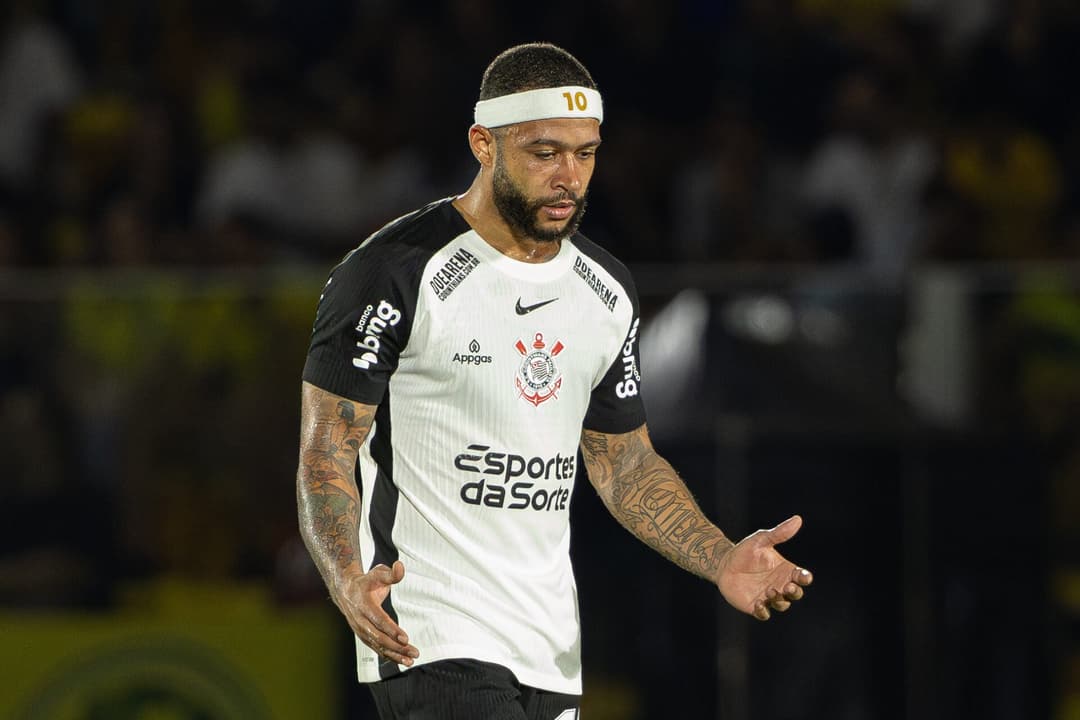 Corinthians- Depay