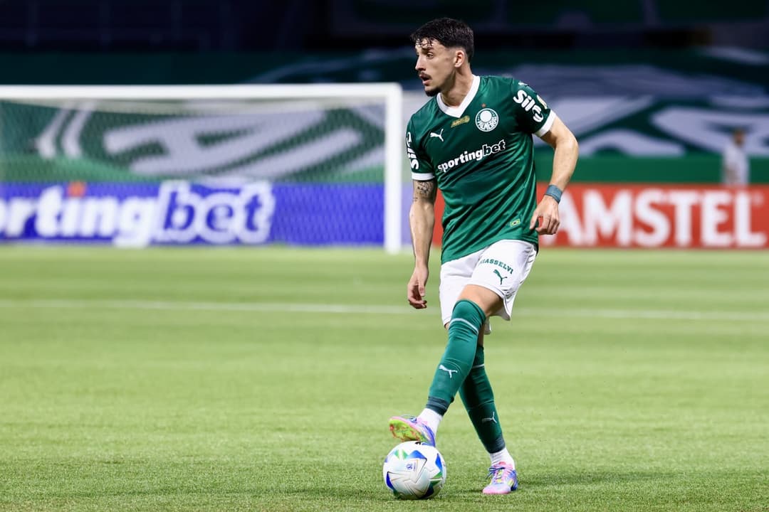 Piquerez, lateral-esquerdo do Palmeiras
