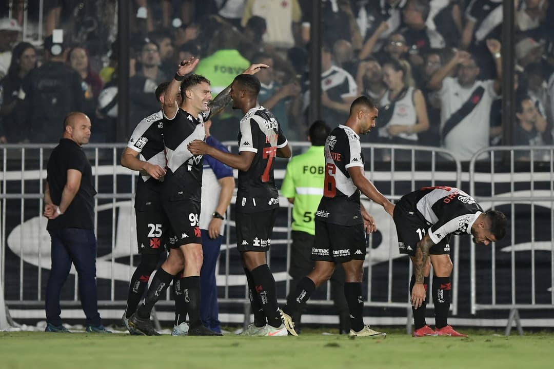 Vasco x Operário