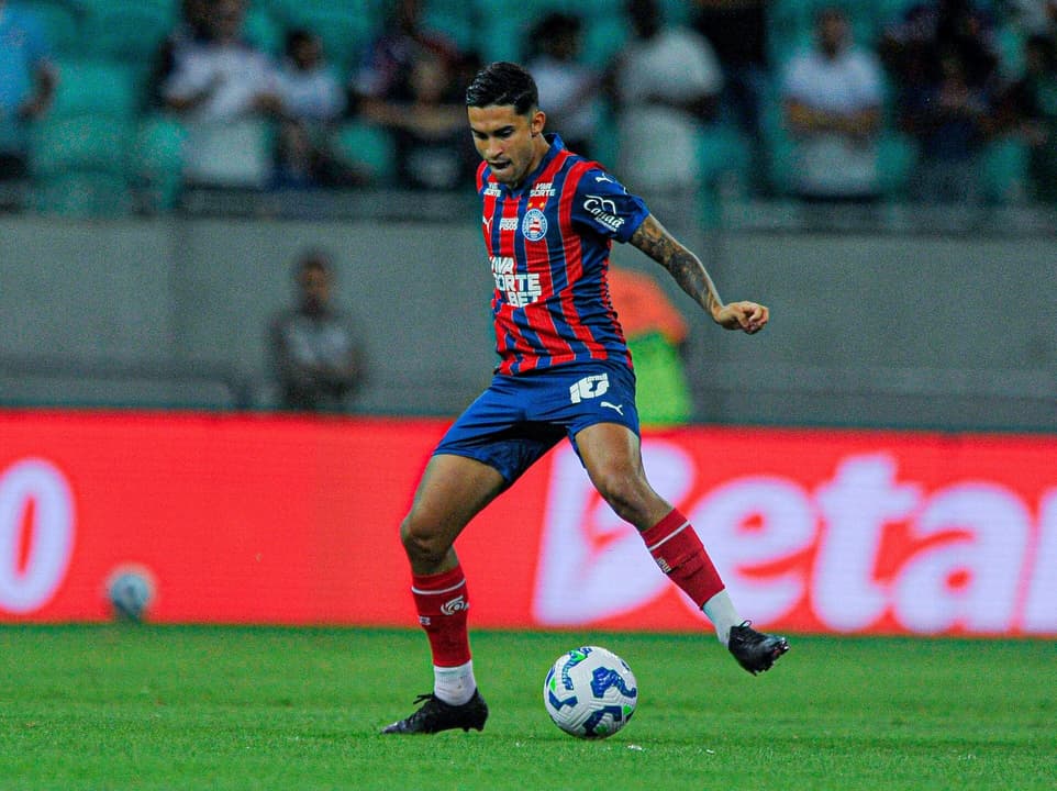 Nestor em ação contra o Paysandu na Arena Fonte Nova Foto: Jhony Pinho/AGIF