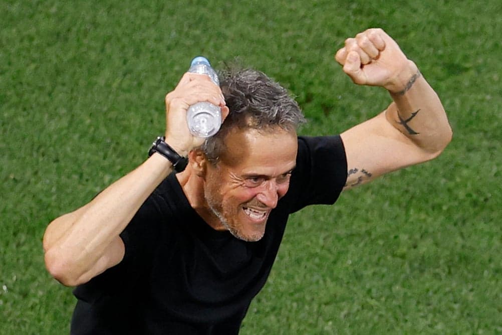 Luis Enrique comemora título da Champions League pelo PSG contra a Inter de Milão