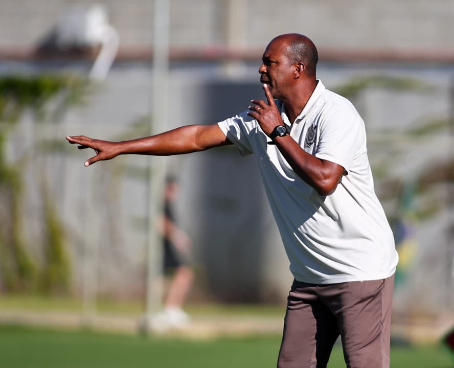 Orlando Ribeiro, técnico o Corinthians (Foto: Rodrigo Gazzanel / Agência Corinthians)