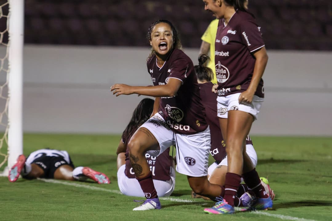 Mariana Santos abriu o placar em Ferroviária x Corinthians. (Foto: Jonatan Dutra/Ferroviária)