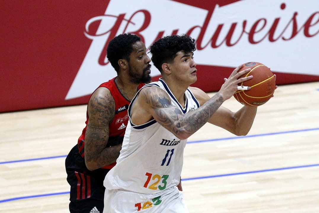 Gui Santos em ação durante jogo do Minas pelo NBB (Foto: Divulgação/Minas TC)