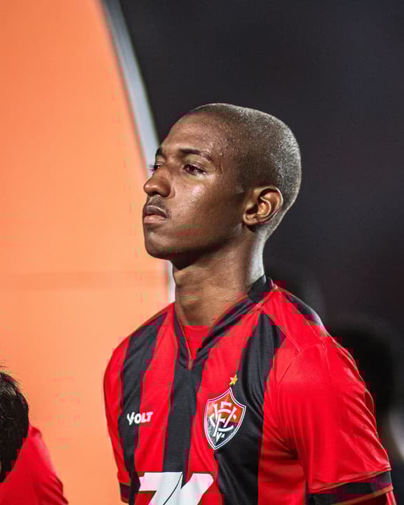 Kauan em ação com a camisa do Vitória
Foto: Victor Ferreira / EC Vitória