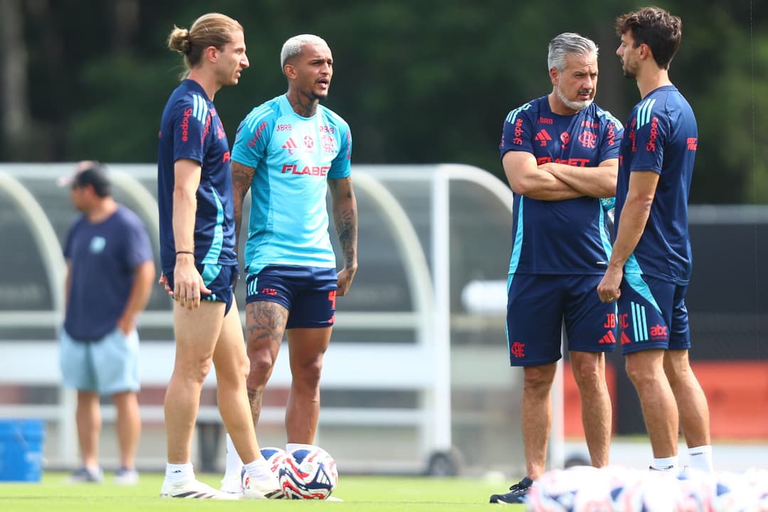 Filipe Luís José Boto Wesley Rodrigo Caio treino Flamengo Mundial
