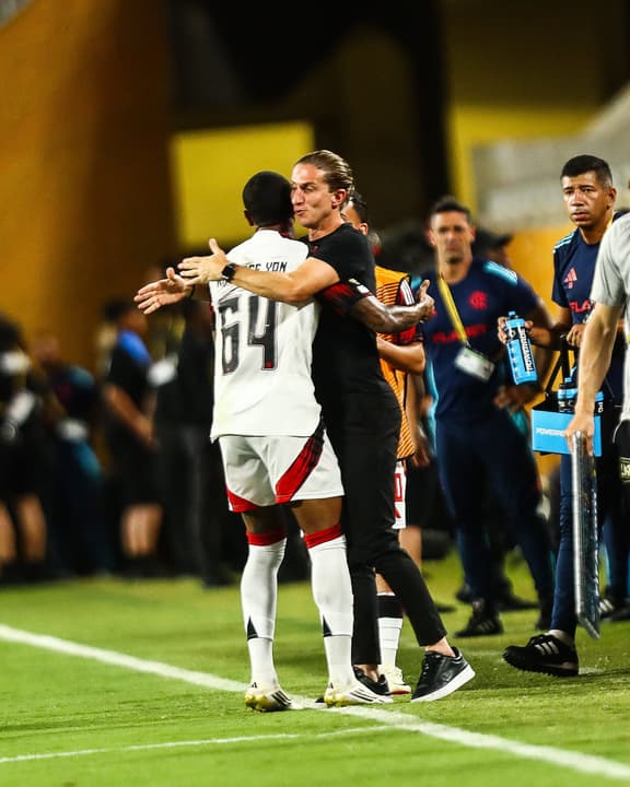 Wallace Yan comemora gol de empate do Flamengo (Foto: Gilvan de Souza/Flamengo)
