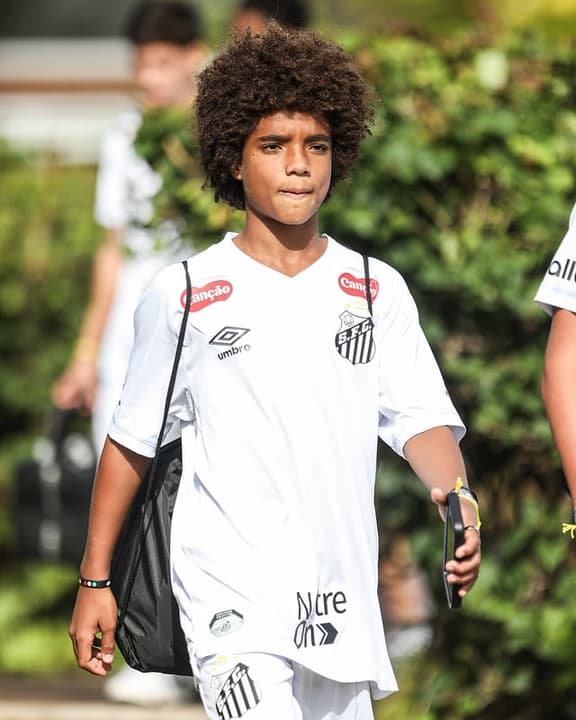 Kauan Basile é uma das estrelas das categorias de base do Santos. Aos 13 anos, está no torneio internacional com o time do Sub-16. (Foto: Reinaldo Campos/ Santos FC)