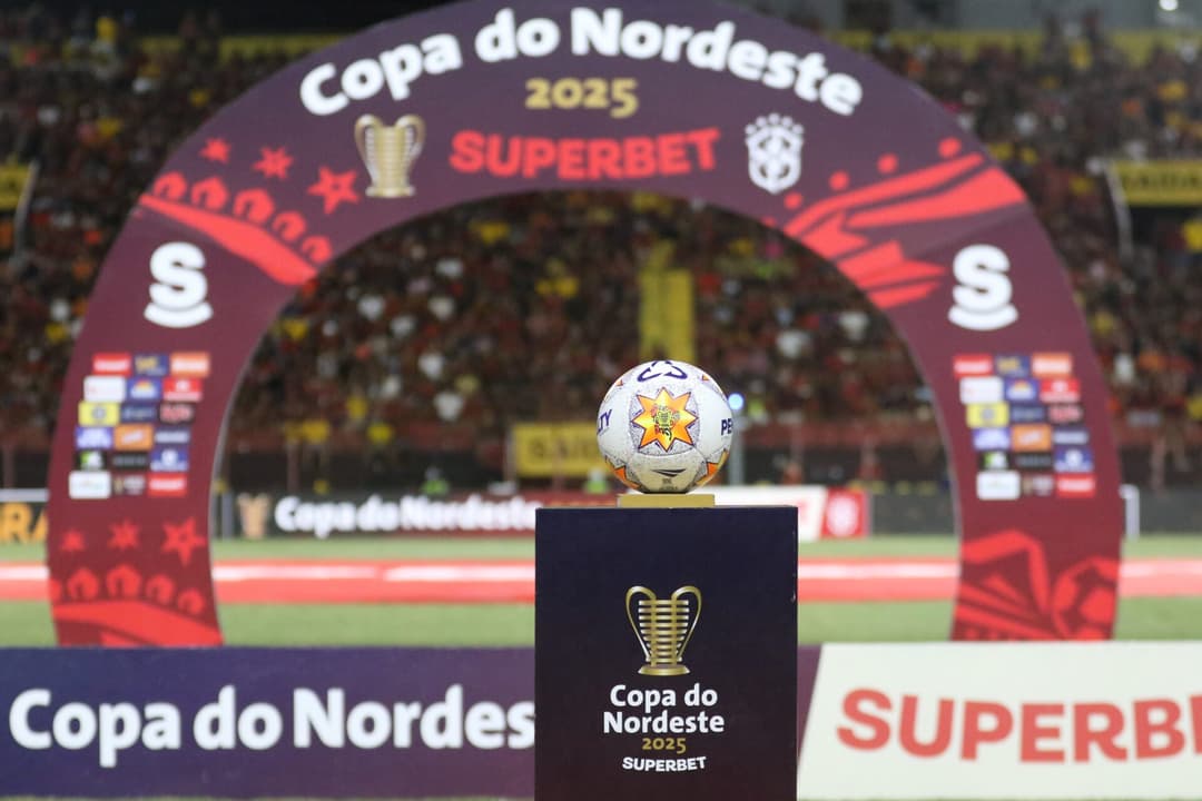 Decoração da Copa do Nordeste na Ilha do Retiro Foto: Marlon Costa/AGIF