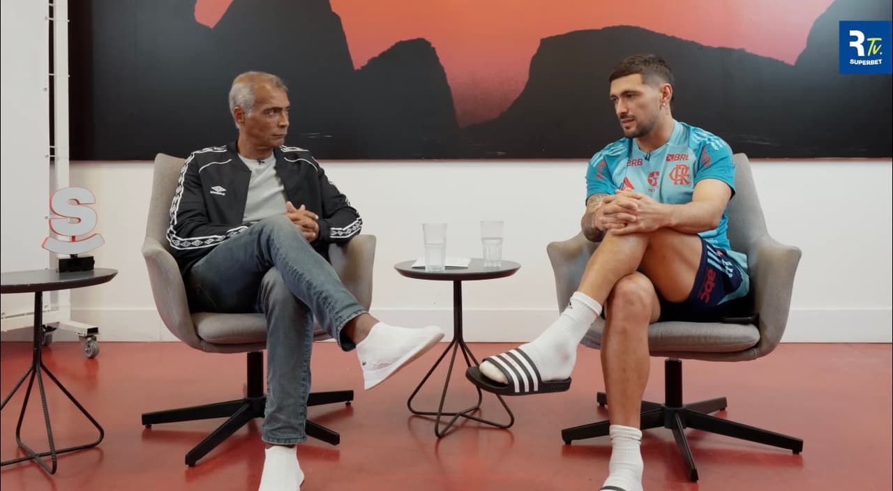 Arrascaeta Romário Flamengo