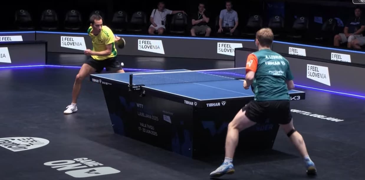 Hugo Calderano (BRA) x Alexis Lebrun (FRA), semifinal do WTT Star Contender da Eslovênia (reprodução Cazé TV)