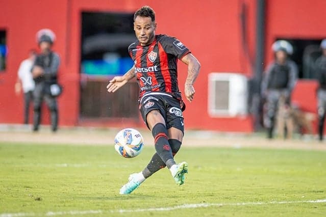 Mateus Gonçalves Vitória