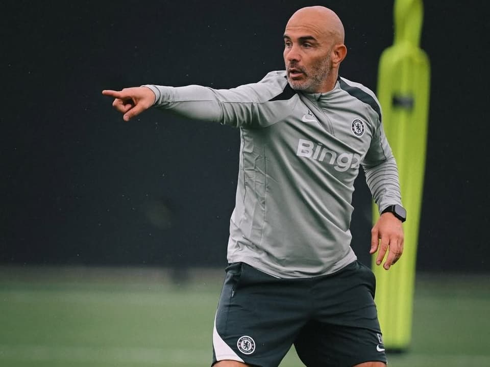 Enzo Maresca comanda treino do Chelsea antes de estreia no Mundial (Foto: Chelsea FC)