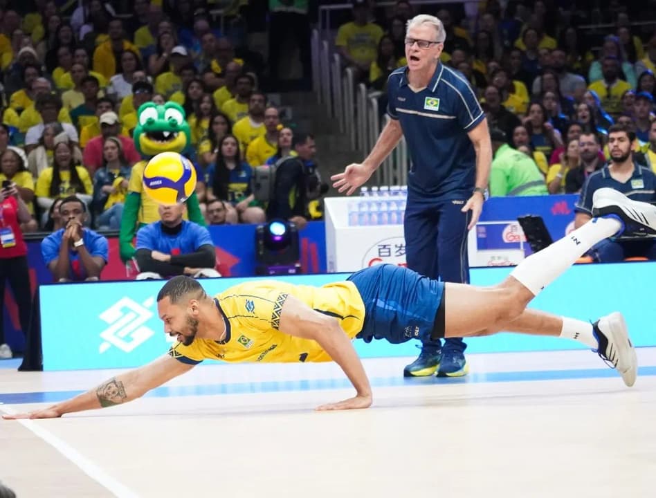 Brasil enfrentou a Ucrânia, neste sábado (14), pela VNL (Foto: Divulgação/CBV)