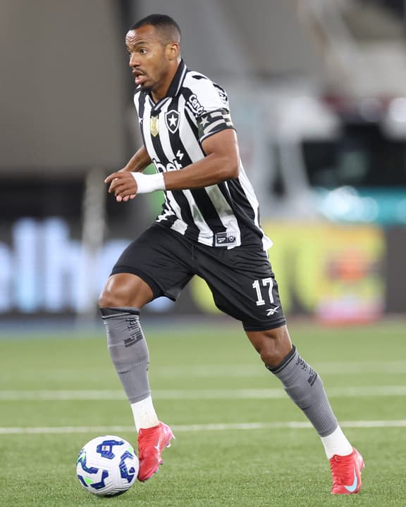 Marlon Freitas é o capitão do Botafogo (Foto: Vítor Silva/Botafogo)