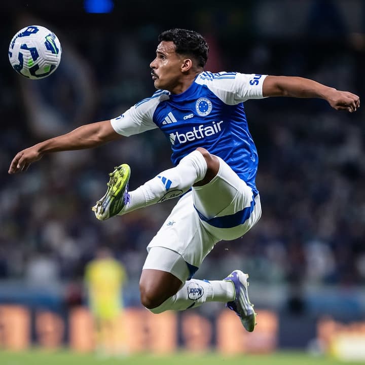 Lateral Kaiki, do Cruzeiro (Foto: Gustavo Aleixo/Cruzeiro)