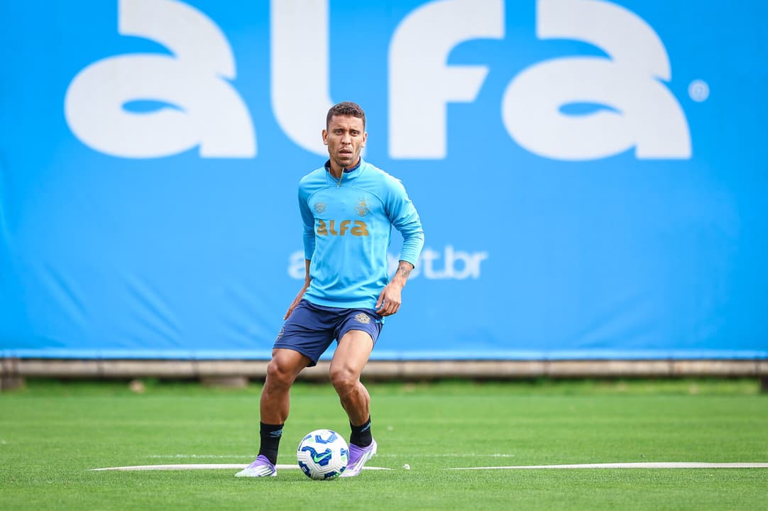 Marcos Rocha em seu primeiro treinamento pelo Grêmio. (Foto: Lucas Uebel/Grêmio FBPA)