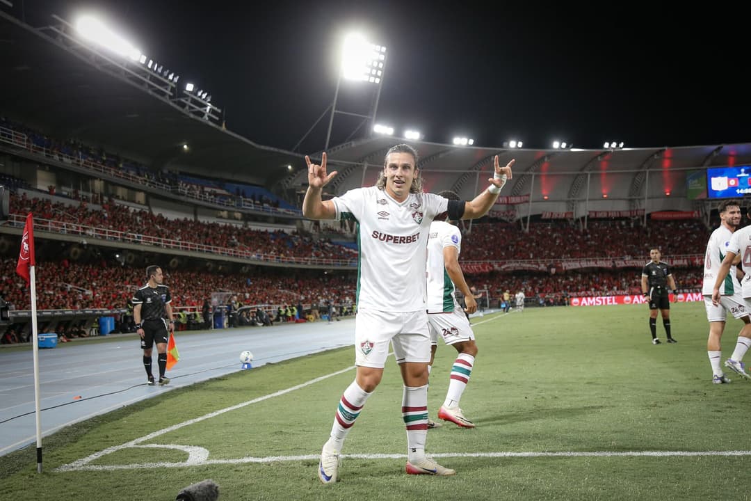 Canobbio comemora seu gol no jogo do Fluminense contra o América de Cali pela Sul-Americana