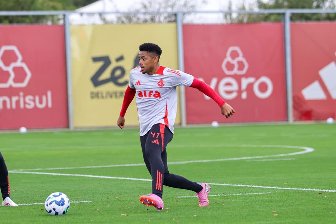 Victor Gabriel, zagueiro do Internacional