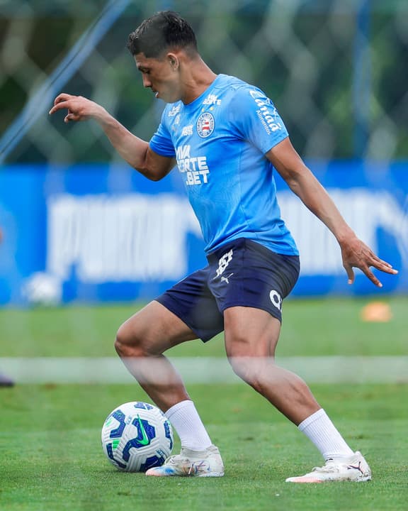 Erick Pulga em treino do Bahia (Foto: Rafael Rodrigues / EC Bahia)