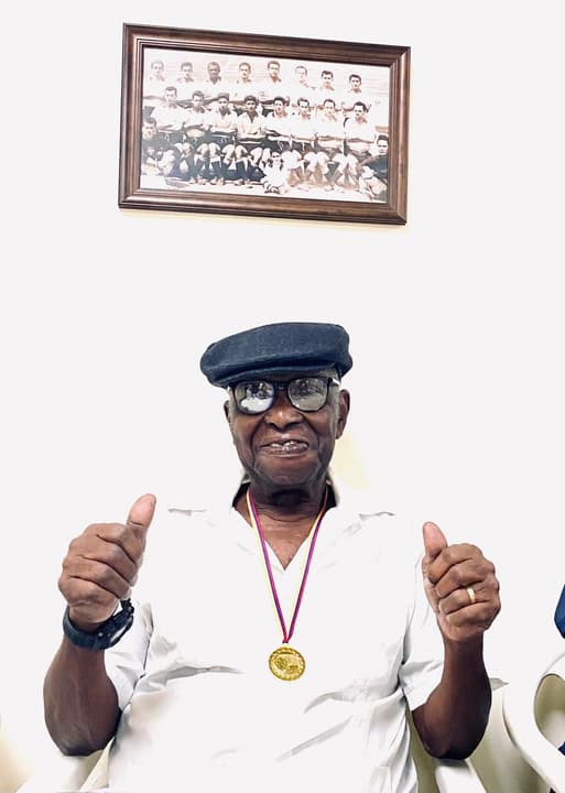 Moacir, campeão da Copa de 1958 e ídolo do Flamengo, está em estado grave