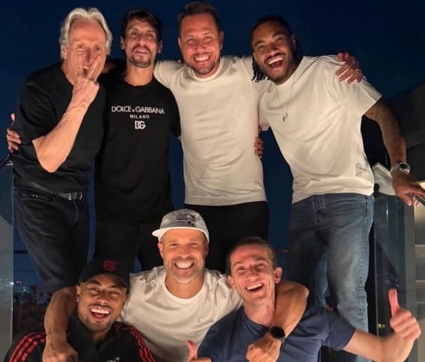 Reencontro de Lendas: Ídolos de 2019 e o Míster Jorge Jesus em Noite Carioca!