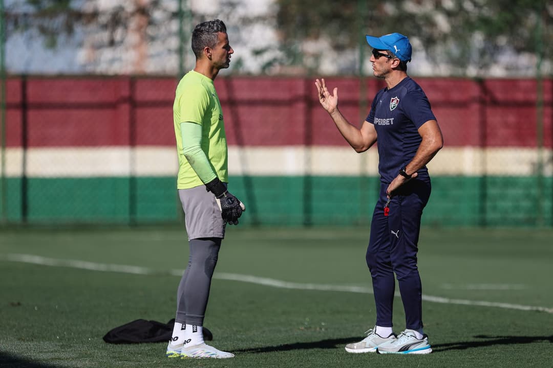 Fábio e Zubeldía em treino do Fluminense no CT Carlos Castilho